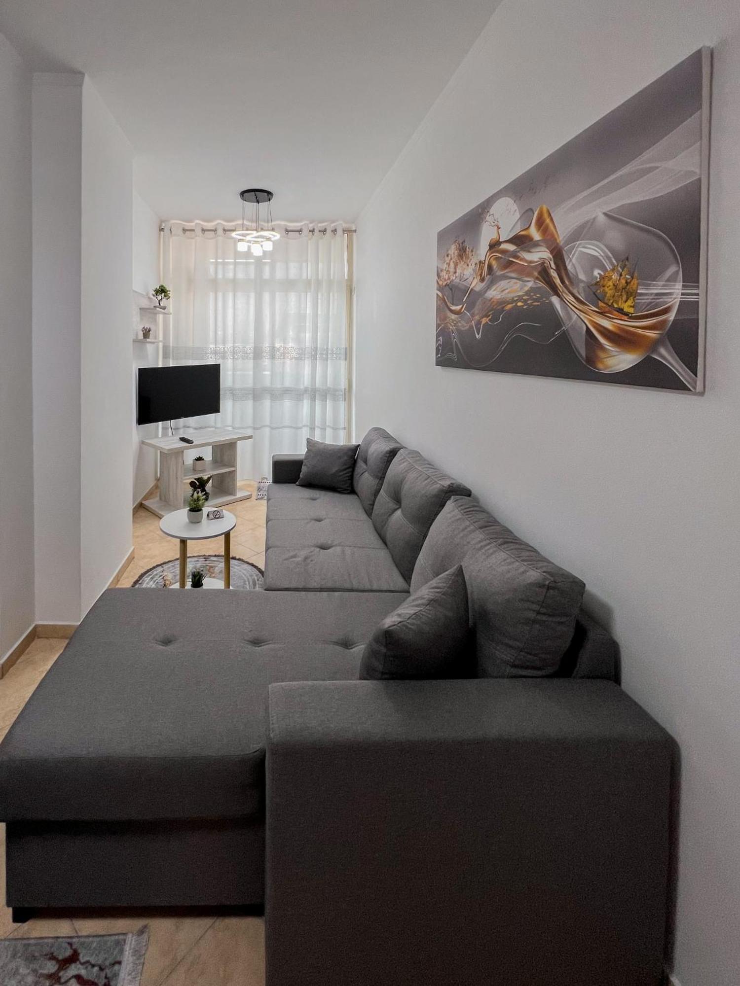 Tirana City Stay Apartments ภายนอก รูปภาพ